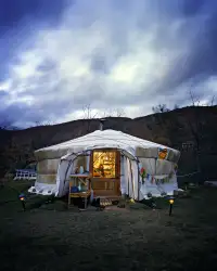 yurt, jurte, zelt, frankreich, natur, perpignan, mosset, foto, reportage, europa, aussteiger, kai Juenemann, südfrankreich, 