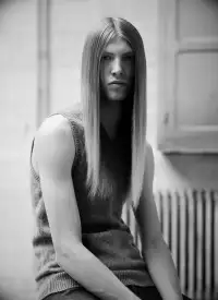 Kai Juenemann, mode, fashion, Mann, lange Haare, NZZ, 